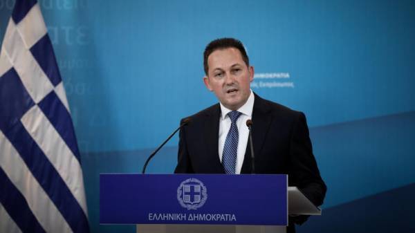 Πέτσας: Στις πιο ευάλωτες κοινωνικές ομάδες το μέρισμα