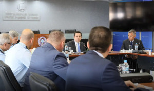 Συνάντηση Μηταράκη με ΜΚΟ για προστασία των θυμάτων εμπορίας ανθρώπων