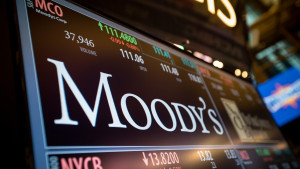 Στα... χέρια της Moody's το φινάλε της «κρίσης» στην Ελλάδα