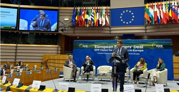 Αυγενάκης: Προτάσεις για κοινωνική και οικονομική βιωσιμότητα στον πρωτογενή τομέα