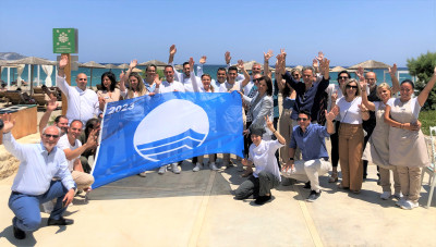 Γαλάζια Σημαία στο Ξενοδοχείο Paralos Lifestyle Beach για πέμπτη συνεχόμενη χρονιά