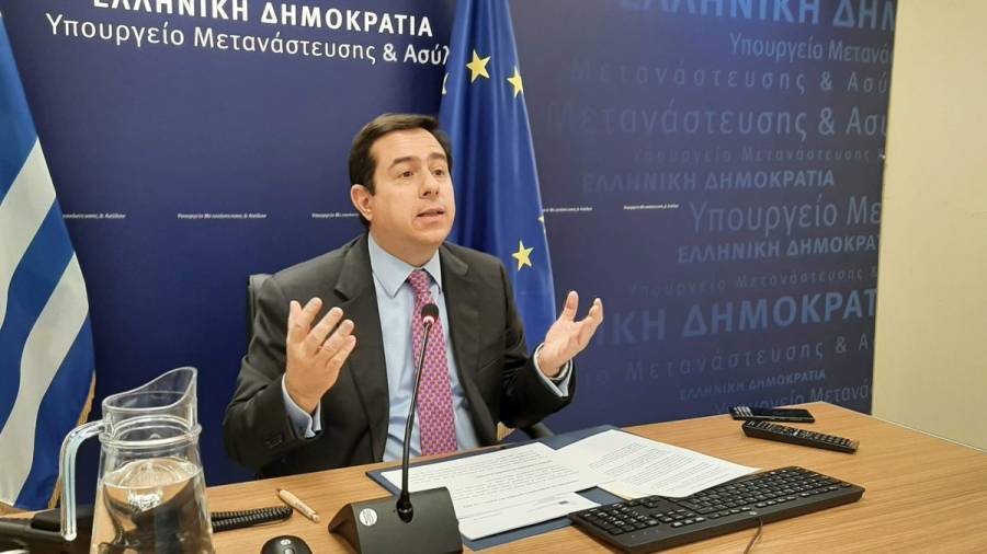 Μηταράκης: Χαμηλός ρυθμός αφίξεων στα νησιά για έναν ακόμη μήνα