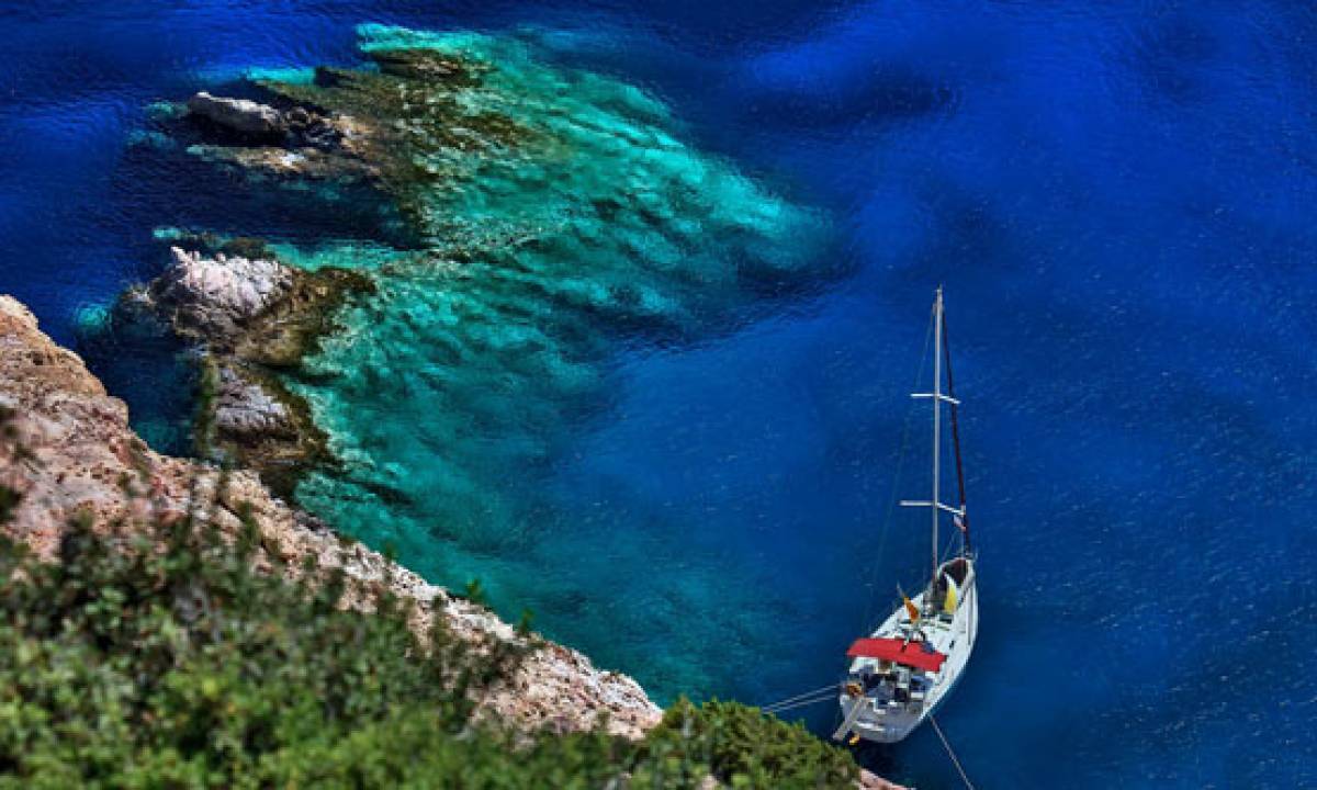 e-kyklades.gr: 9 εκατ. επισκέψεις στην τουριστική πύλη του Επιμελητηρίου Κυκλάδων