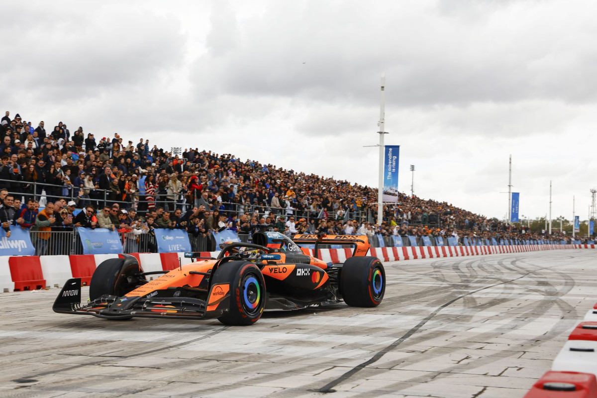 Οι πιο εντυπωσιακές στιγμές του Allwyn x McLaren Racing: Live in Athens (video &amp; photos)