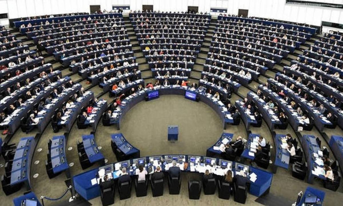 Ευρωκοινοβούλιο: Τώρα «ξύπνησε» να ζητήσει απαγόρευση νεοναζιστικών οργανώσεων!
