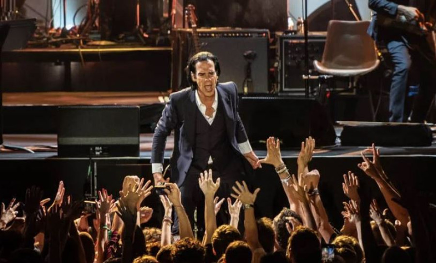 Ο Nick Cave έρχεται στο Release Athens για μια συναυλία ζωής – και ξέρουμε γιατί δεν θα τη χάσεις