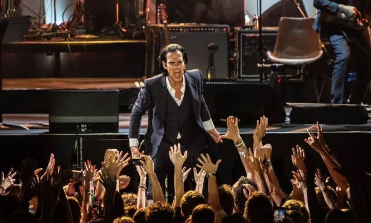 Ο Nick Cave έρχεται στο Release Athens για μια συναυλία ζωής – και ξέρουμε γιατί δεν θα τη χάσεις