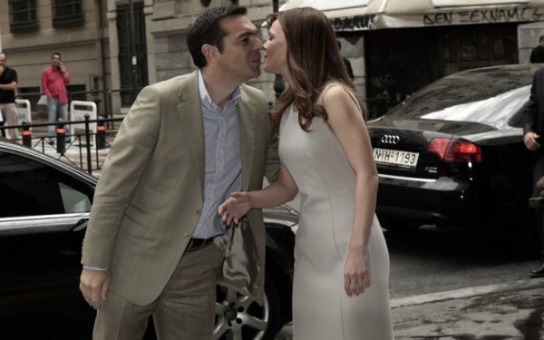 Ποιος (ποια) είναι «ο πιο κοντινός άνθρωπος» στον Πρωθυπουργό;