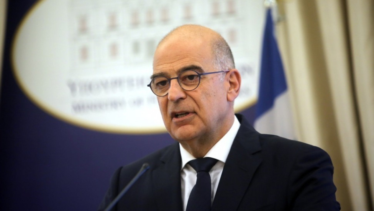Δένδιας: Ανάγκη να πέσει το Τείχος της Λευκωσίας