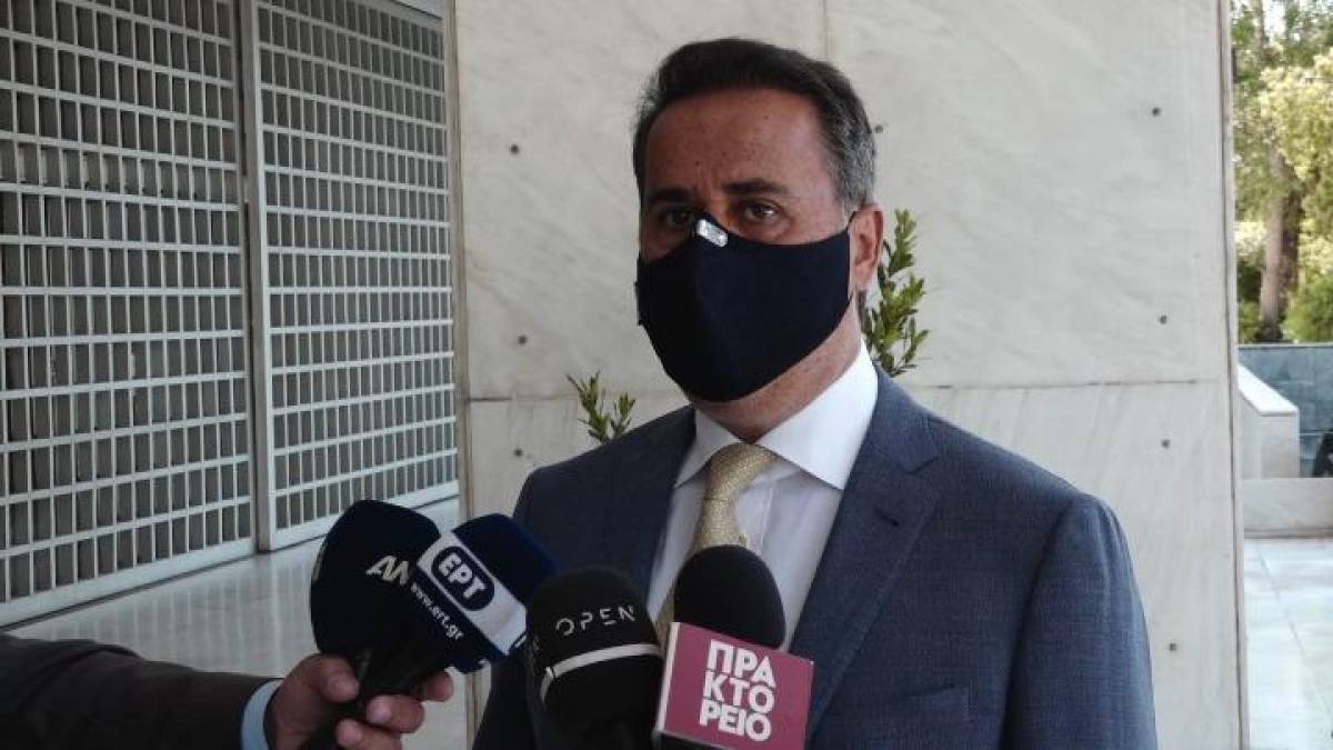 Παπασταύρου: Βάναυση πολιτική δίωξη επειδή ήμουν συνεργάτης του Σαμαρά