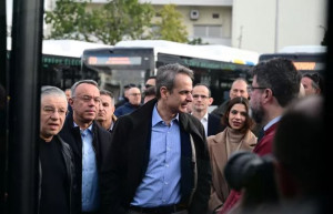 Μητσοτάκης: Εισάγουμε 900 νέα λεωφορεία στην πρωτεύουσα μέσα στο 2025