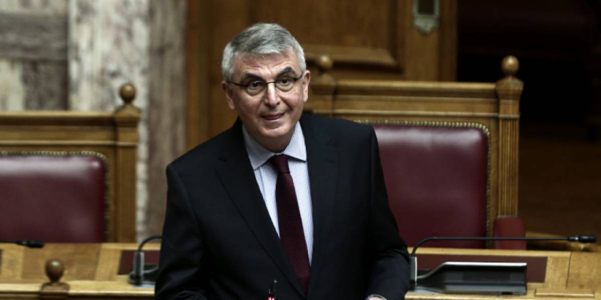 Τσακλόγλου: Στις 139.000 φτάνουν οι εκκρεμείς κύριες συντάξεις
