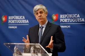 Ο Σεντένο «βλέπει» μικρότερες αυξήσεις επιτοκίων από την ΕΚΤ