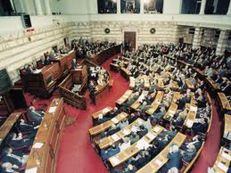 Ψηφίστηκε επί της αρχής το πολυνομοσχέδιο - Διαγράφηκε ο Ευ. Παπαχρήστος
