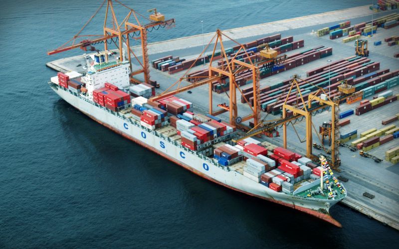 «Στα χέρια» της Cosco ο ΟΛΠ