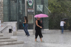 Κακοκαιρία «Elias»: «Μπαράζ» μηνυμάτων 112-Προειδοποίηση για επικίνδυνα καιρικά φαινόμενα