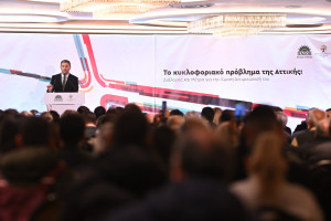 Ανδρουλάκης: Το δίλημμα δεν είναι «Μητσοτάκης ή χάος», αλλά «επιβίωση ή ζωή με προοπτική»