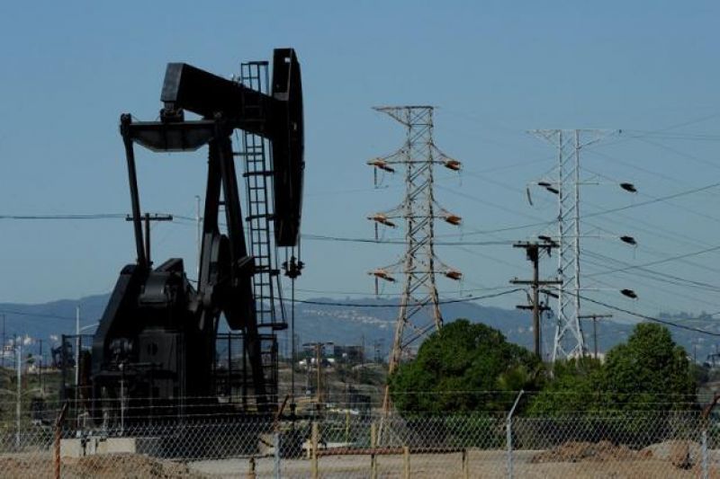 Ινδία: Ενισχύει το ρόλο της στην παγκόσμια ζήτηση για πετρέλαιο