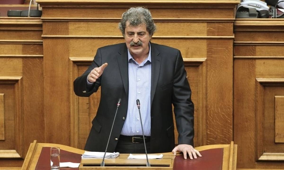 Επίθεση Πολάκη σε Στουρνάρα για την σύσκεψη στην ΤτΕ