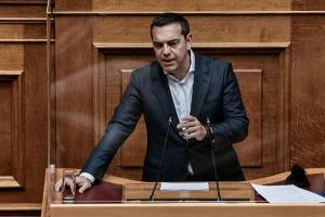 Τσίπρας: Τελειώσατε πολιτικά κ. Μητσοτάκη-Δε θα καθαρίσετε με μια συγγνώμη