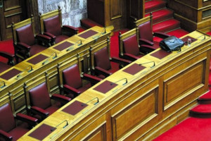Υπόθεση «άρθρο 86»: Πού βρίσκεται η χρυσή τομή στην υπουργική ευθύνη