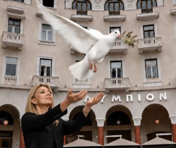 Με απευθείας γέφυρες στη Ρωσία το κόμμα της Καρυστιανού
