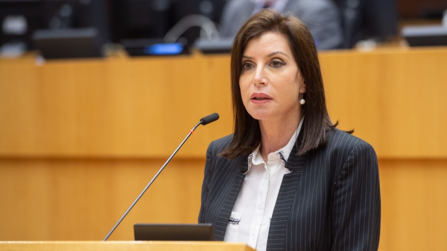 Ασημακοπούλου προς απόδημους: Πήρα τα emails από τον Θεοδωρόπουλο