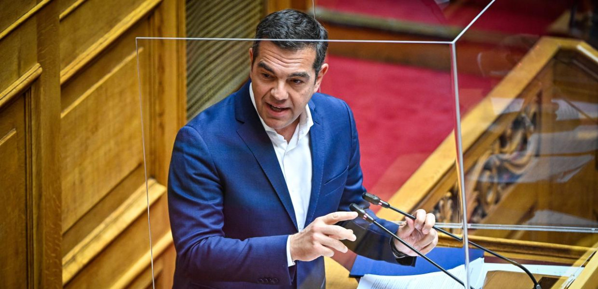 Τσίπρας κατά Μητσοτάκη: Δεν είστε πολιτικά αθώος-Τριπλή εξαπάτηση των συνταξιούχων