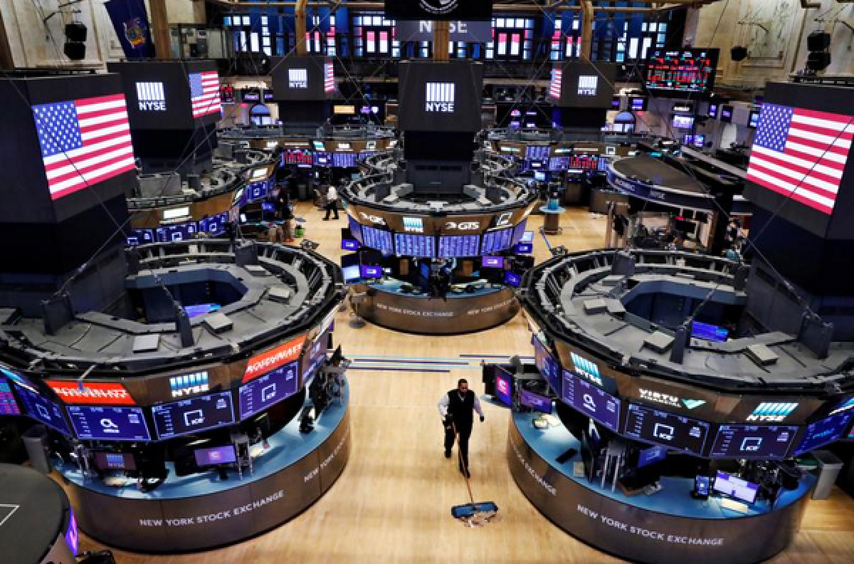Οι big tech έβαλαν «φρένο» στο ανοδικό σερί της Wall Street