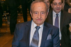 Πέθανε ο Γιώργος Αλεξανδρίδης, στενός συνεργάτης του Βαρδή Βαρδινογιάννη