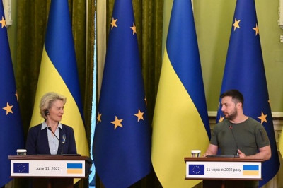 ΕΕ: Προ των πυλών η απάντηση για ένταξη της Ουκρανίας