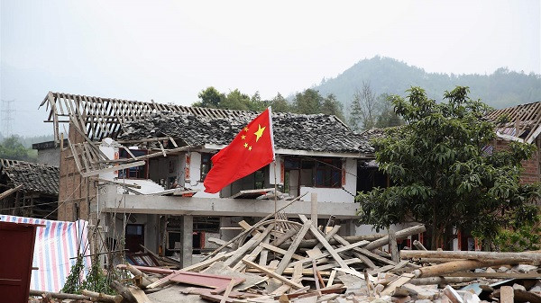 Σεισμός 7,1 Ρίχτερ ταρακούνησε την Κίνα-Αισθητός και σε άλλες χώρες