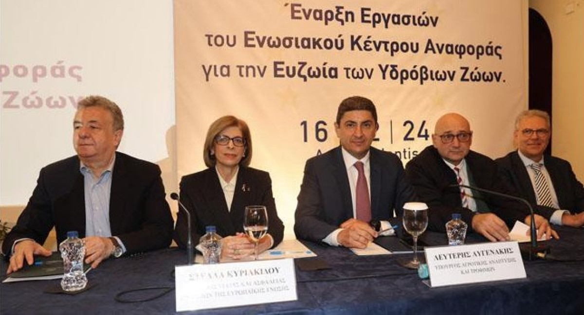 Νέο μήνυμα Αυγενάκη στους αγρότες: Ορθάνοικτος ο δρόμος της κατανόησης