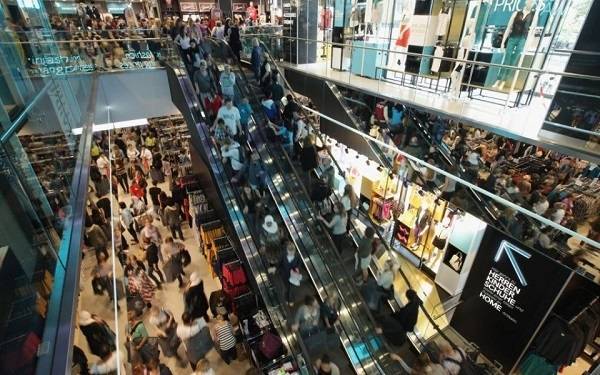 Σημάδια ελαφριάς βελτίωσης της καταναλωτικής εμπιστοσύνης στην Ευρωζώνη