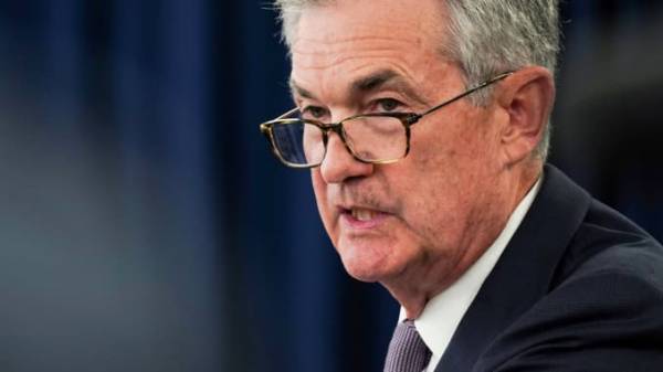 Πάουελ (Fed): Απέχει πολύ η ανάκαμψη-Απαραίτητη η στήριξη