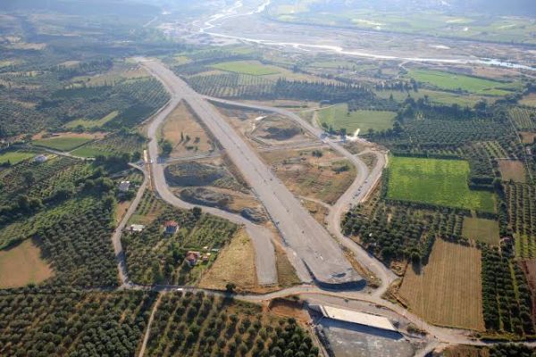 ΓΕΚ ΤΕΡΝΑ: Ολοκληρώνει τον οδικό άξονα Αντίρριο - Γιάννενα