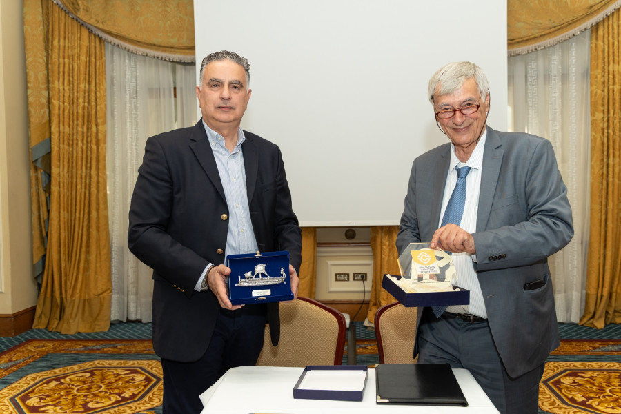 Μνημόνιο Συνεργασίας ΕΕΕΠ και ΑΠΕΚ- Τι περιλαμβάνει