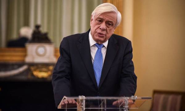 Παυλόπουλος: Να πορευόμαστε με ενότητα στον δρόμο της εθνικής προοπτικής
