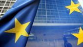 El Publico: Μήπως είναι διαφθορά οι υψηλοί μισθοί Ευρωπαίων αξιωματούχων;