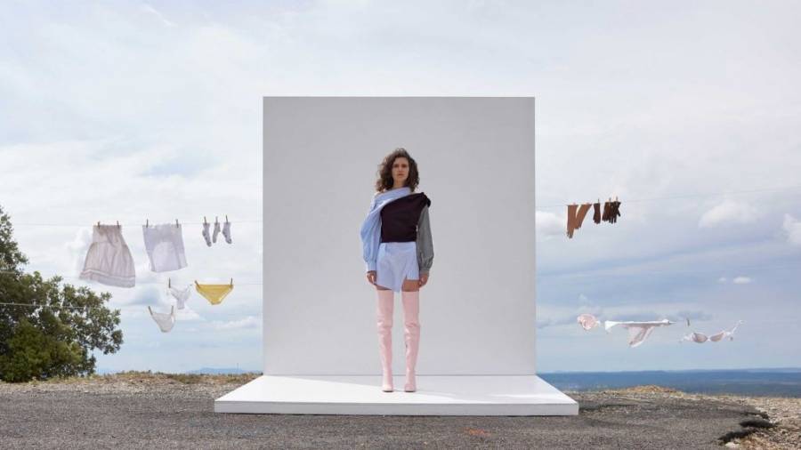Jacquemus &amp; Paul Smith παραδίδουν δωρεάν μαθήματα μόδας online