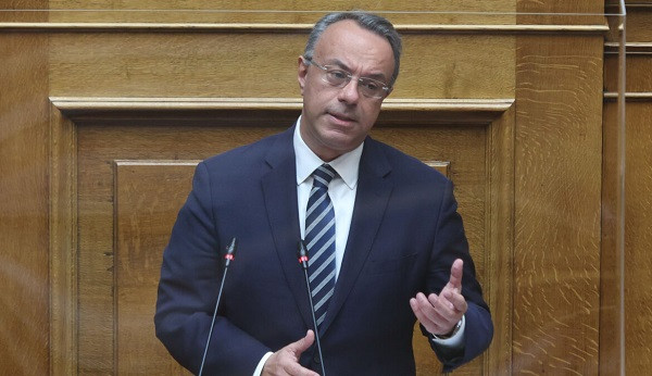 Ο Σταϊκούρας «βλέπει» ανάπτυξη 2,3% αντί 1,8% το 2023