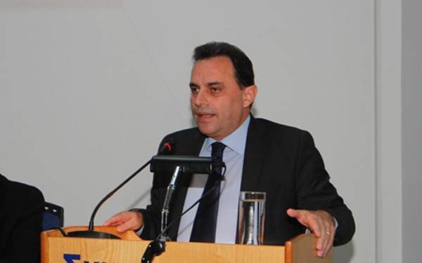 Το ΚΕΠ Συντάγματος επισκέφθηκε ο υφυπουργός Ψηφιακής Διακυβέρνησης