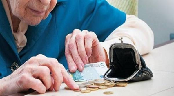 Στη Διαύγεια η υπουργική απόφαση για τις συντάξεις χηρείας