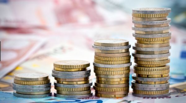 Μόνο 11,4 από τα 92 δισ.ευρώ των ληξιπρόθεσμων είναι εισπράξιμα