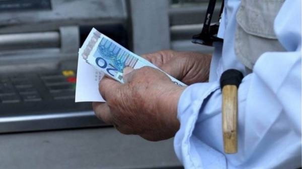 Αναδρομικά συνταξιούχων: Έρχονται τέσσερα νέα πακέτα