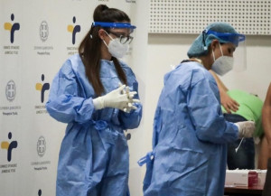ΕΟΔΥ: Πού θα γίνουν δωρεάν rapid test την Τρίτη (21/5)