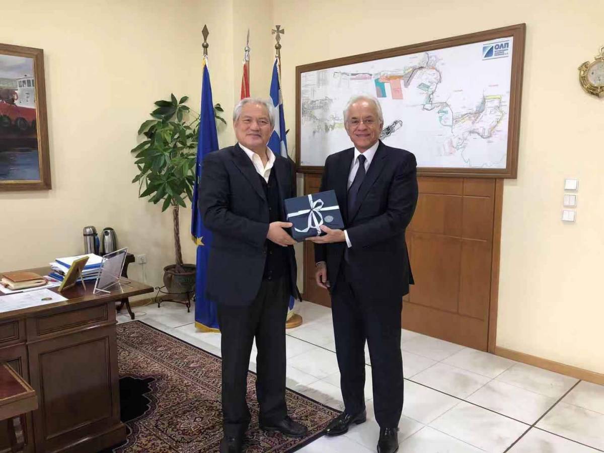 Εθιμοτυπική επίσκεψη Κοπελούζου στα κεντρικά γραφεία του ΟΛΠ