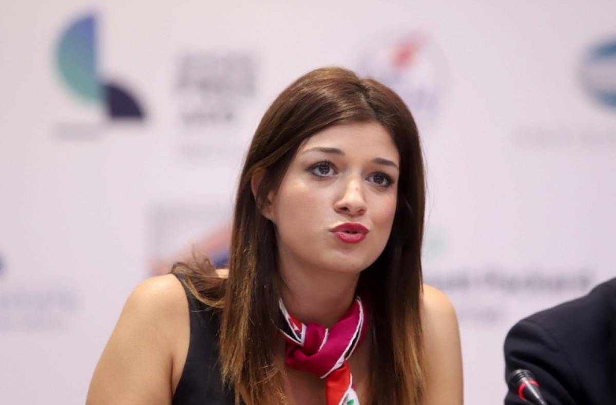 Νοτοπούλου: Επτά άξονες για τη διαχείριση της κρίσης στον τουρισμό