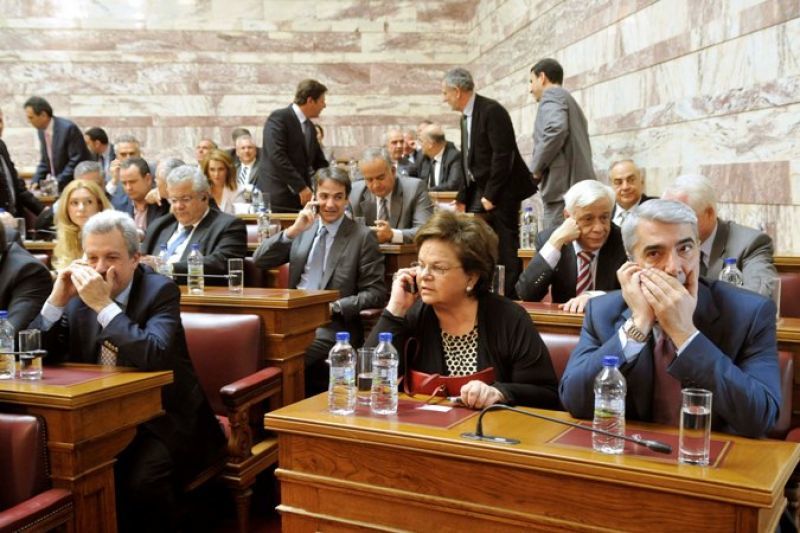 Κατήφεια και νευράκια στην ΚΟ της ΝΔ - Στιγμιότυπα από τη συνεδρίαση
