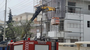 Εργατικό δυστύχημα στη Βούλα: Νεκρός ο 28χρονος χειριστής γερανοφόρου οχήματος